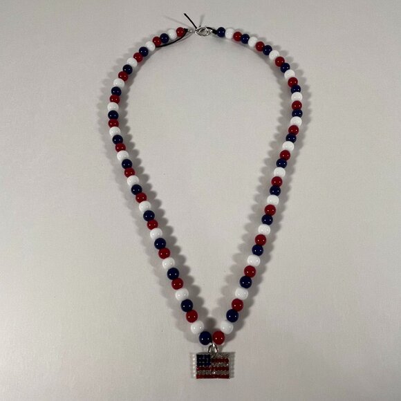 American Flag Red/Clear/Blue Rhinestones Red/White/Blue Glass Bead Necklace NWT - Picture 2 of 3